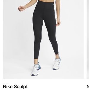 Nike sculpt leggings